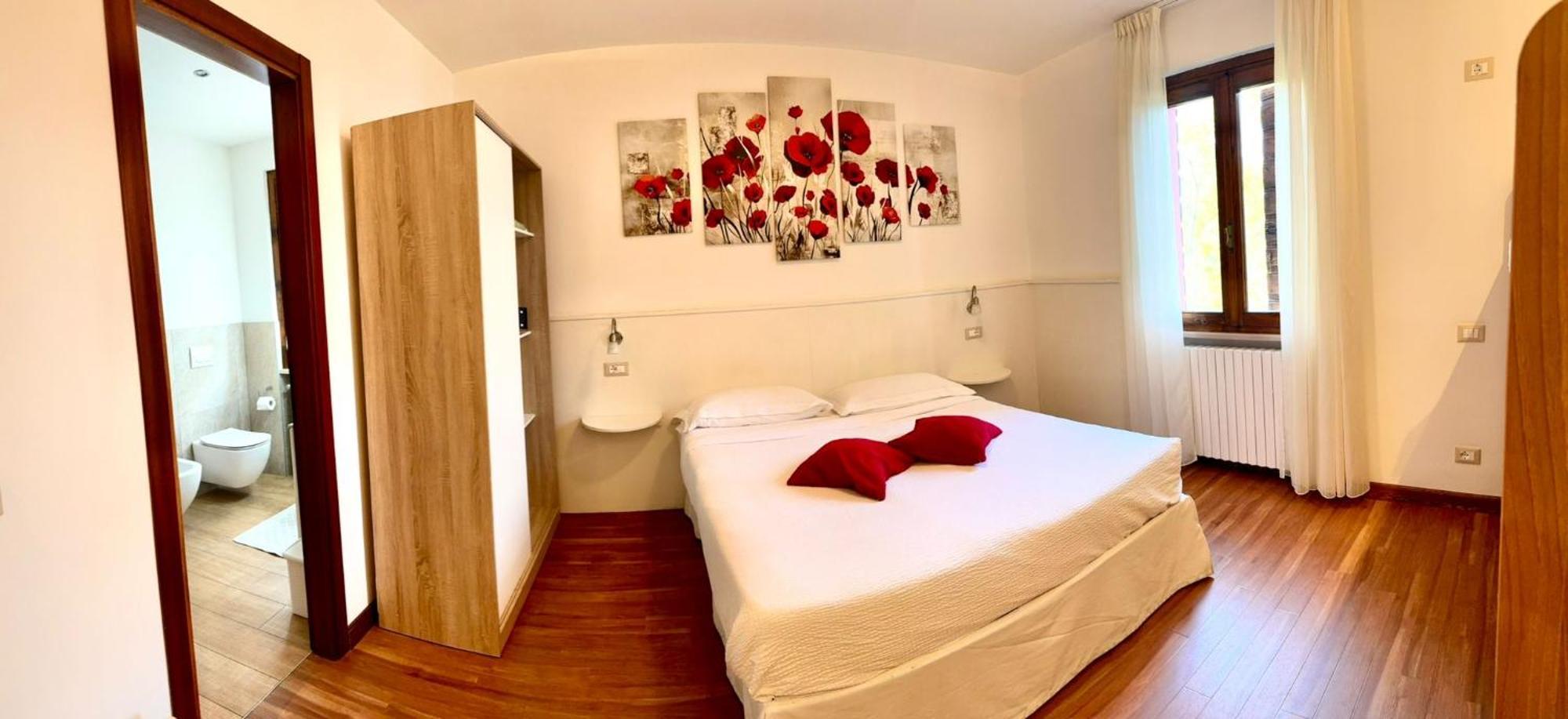 Double Room Lake View,1769544200:JPEG